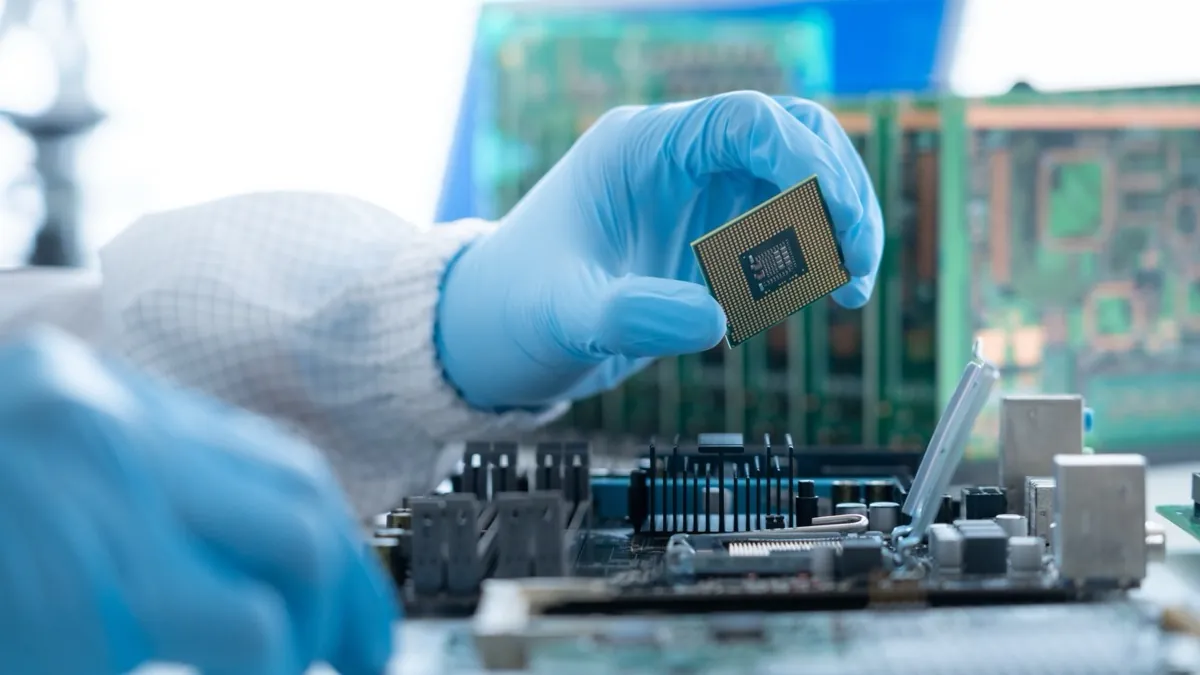 【京都】フロントローディングを用いた新規半導体デバイスの研究